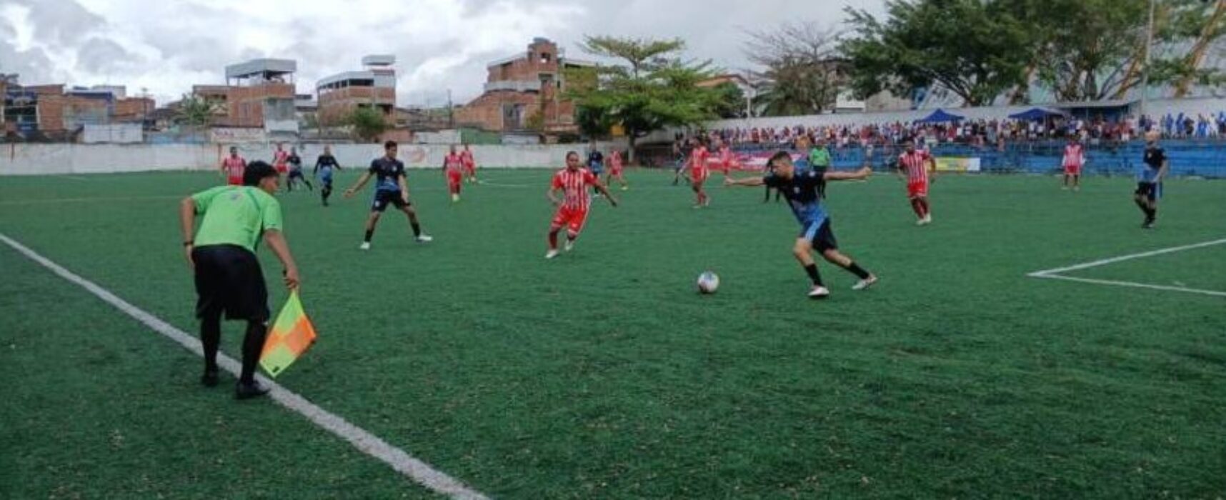Embalado e com seis equipes já classificadas, o Campeonato Interbairros de Futebol terá rodada decisiva no domingo.