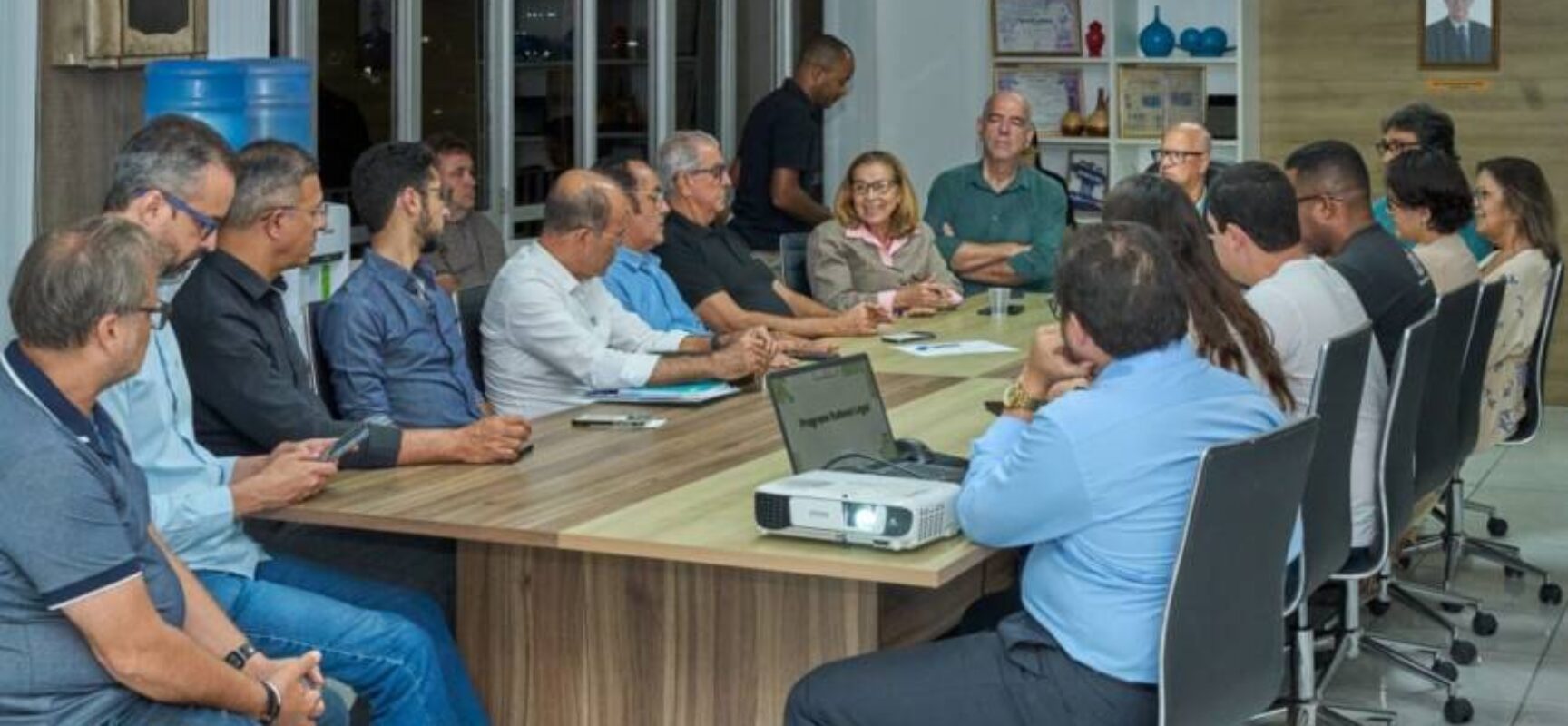 Prefeitura de Itabuna apresenta o projeto do Serviço de Atendimento Municipal aos dirigentes e integrantes da ACI
