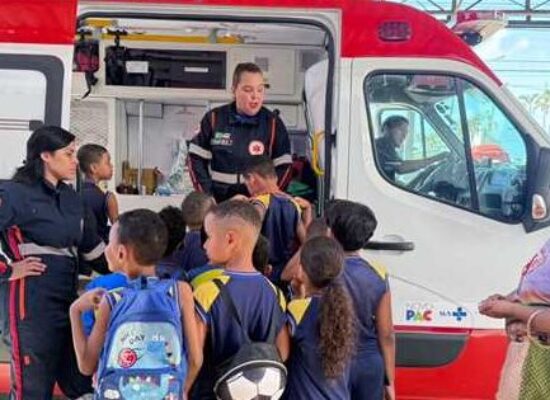 Projeto Samuzinho na Escola recebe estudantes na sede do SAMU de Ilhéus