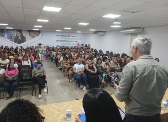 Prefeitura de Itabuna lança processo de elaboração do Plano Municipal de Educação com auditório da UNEX lotado