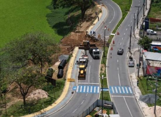 Prefeitura de Itabuna e EMASA vistoriam a execução das obras de substituição de galerias de águas pluviais na Avenida Aziz Maron