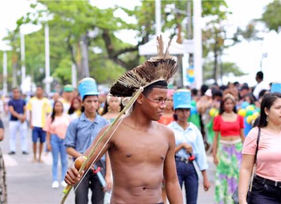Secretaria de Educação leva história, cultura e identidade para o Desfile Cívico de Ilhéus
