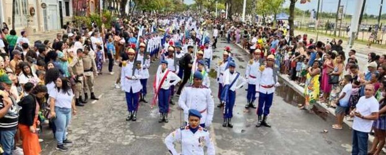 lhéus realiza Desfile Cívico de 7 de Setembro na Avenida Soares Lopes