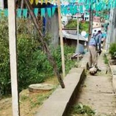 Roçagem e capinagem são realizadas em ruas do Alto do Amparo