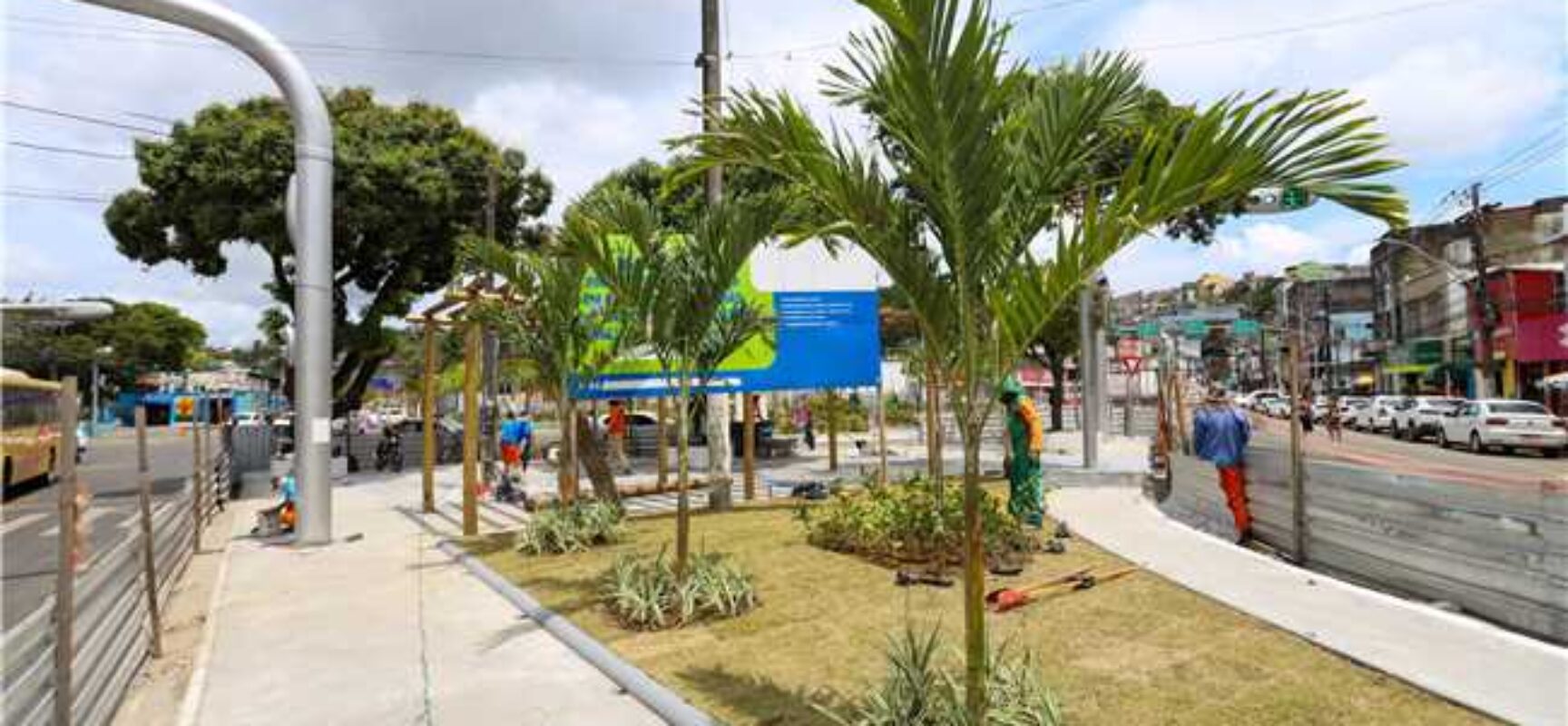 Prefeitura de Ilhéus entrega requalificação do canteiro central da Praça Cairu nesta sexta-feira