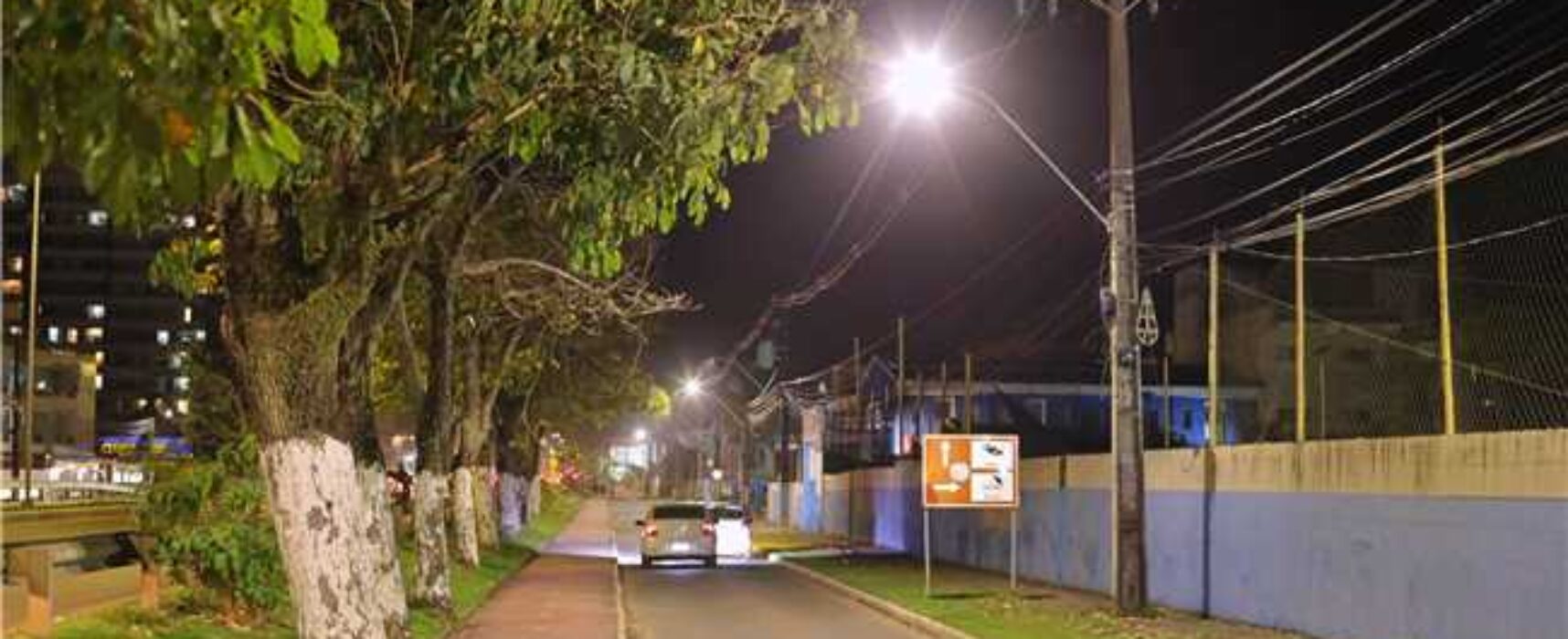 Prefeitura de Ilhéus amplia iluminação pública com 812 luminárias LED em 42 pontos da cidade