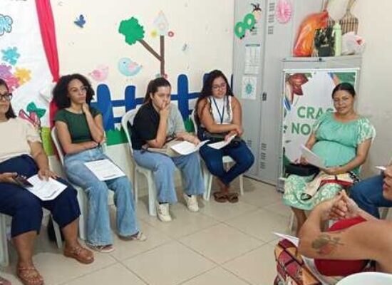 CRAS Norte promove roda de conversa e orienta gestantes sobre plano de parto