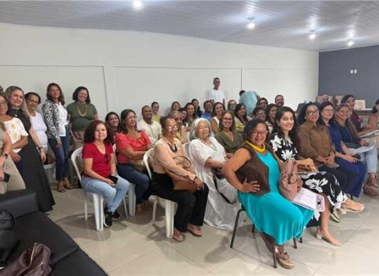 Ilhéus reúne diferentes setores para construir o futuro da educação municipal