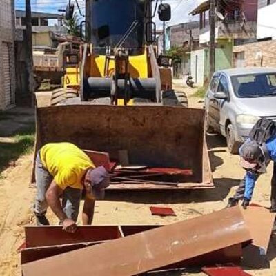 Prefeitura realiza ação de educação ambiental e limpeza urbana no Iguape