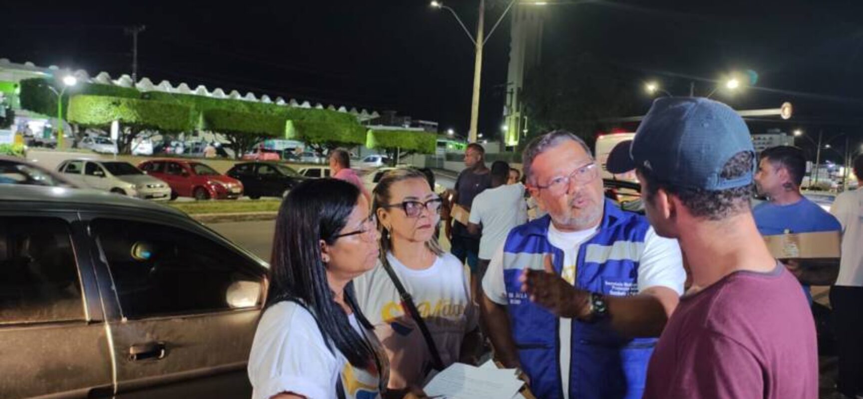 Prefeitura de Itabuna faz primeira abordagem do Programa Mãos Amigas para acolher moradores de rua