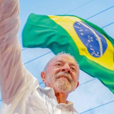 Atos pró-Lula ocorrem em vários países até 25 de outubro
