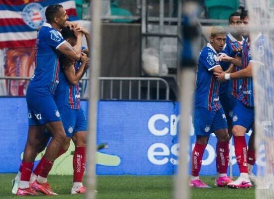 Bahia vira jogo sob pressão e derrota o São Paulo na Fonte Nova