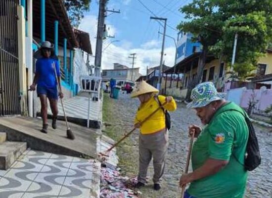 Prefeitura realiza mutirão de varrição em Olivença