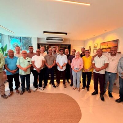 Valderico Junior recebe vereadores e reafirma diálogo com o Legislativo