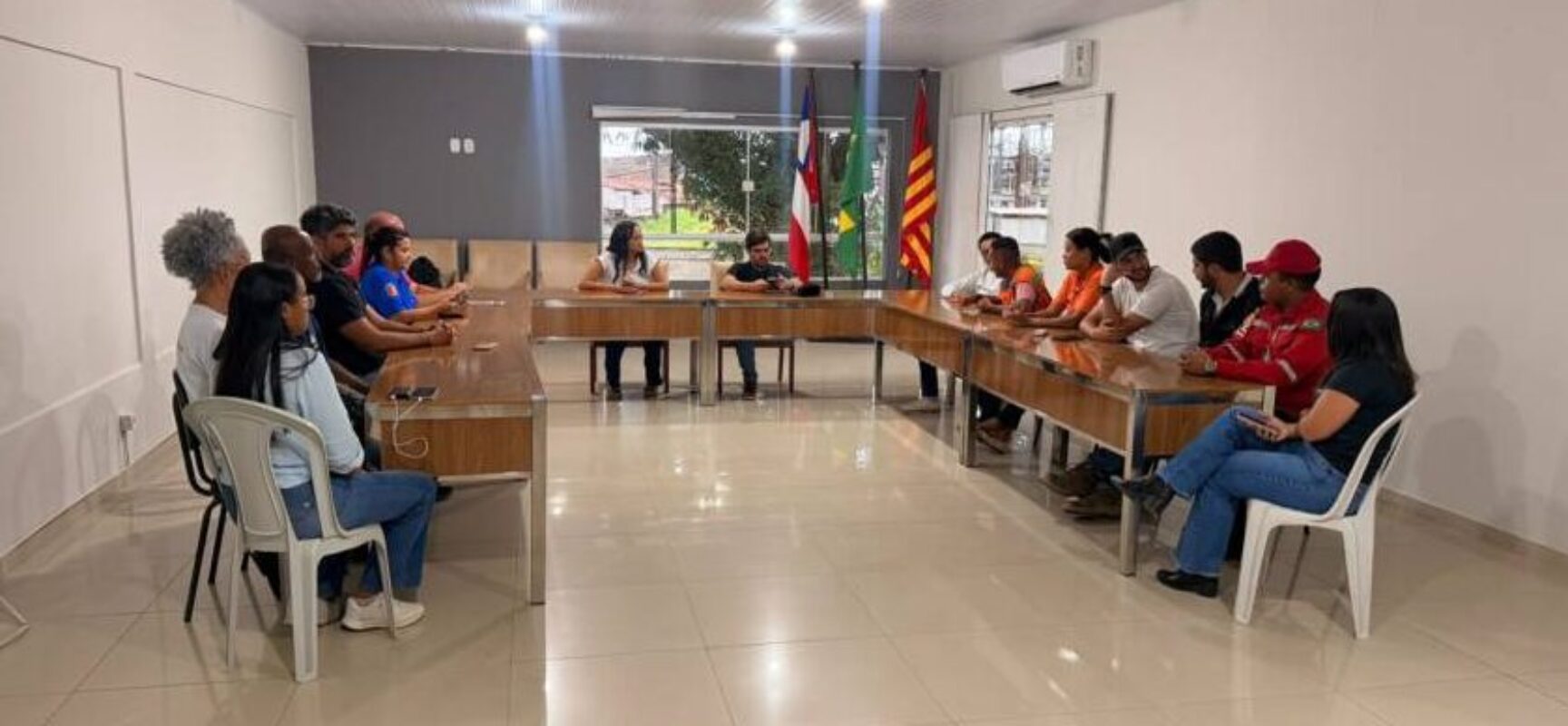 *Valderico Junior convoca secretariado para intensificar atendimento após temporal em Ilhéus*
