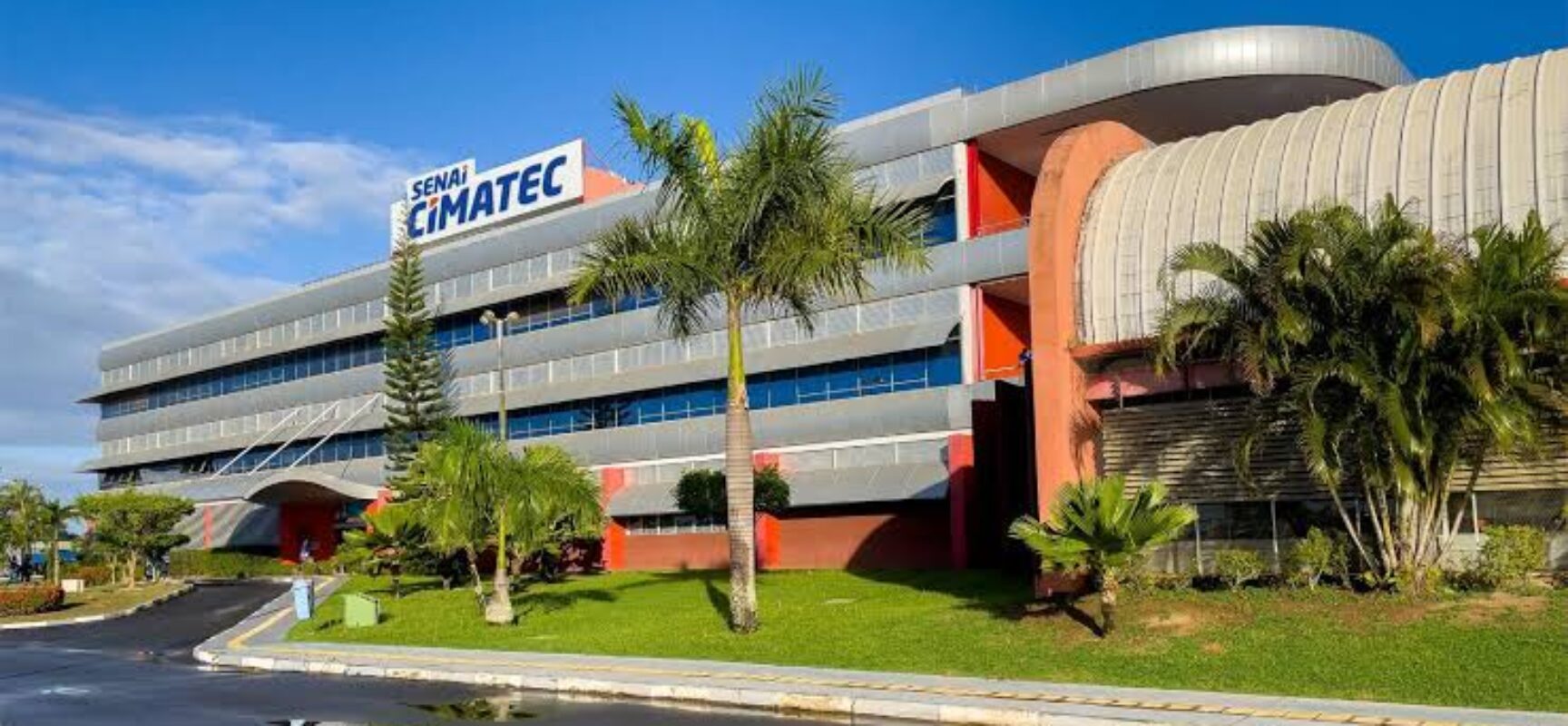 Fórum reúne líderes industriais para discutir inovação e crescimento na Bahia
